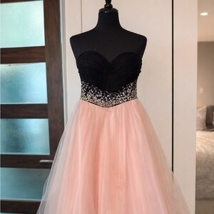 Night Moves Black and Pink Formal women’s Dress